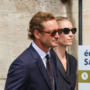 Pierre Casiraghi et sa femme Beatrice Borromeo - Arrivées aux obsèques de Mathilde Favier en l'église Saint-Sulpice à Paris, le 31 aout 2026. © Dominique Jacovides-Cyril Moreau/Bestimage