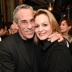 Exclusif - Thierry Ardisson et sa femme Audrey Crespo-Mara - Laurent Baffie fête son succès littéraire "1 Million de livres vendus" aux Deux Magots à Paris le 8 mars 2023. © Veeren/Bestimage