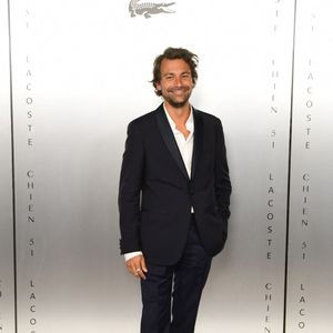 Bertrand Chameroy au photocall de la soirée Lacoste X Chien 51 au club Silencio en marge du 78ème Festival International du Film de Cannes, France, le 18 mai 2025. © Romain Doucelin/Bestimage