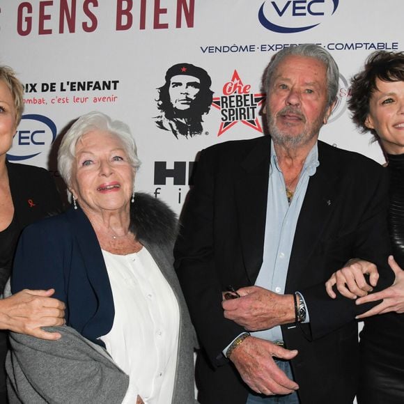 Muriel Robin, Line Renaud, Alain Delon et Anne Le Nen - Avant-première du film "Des gens bien" au cinéma Gaumont-Opéra à Paris le 2 avril 2019. © Coadic Guirec/Bestimage