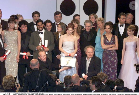 Emilie Dequenne et les frères Dardenne au Festival de Cannes en 1999
©RINDOFF-JACOVIDES-FIZET / BESTIMAGE