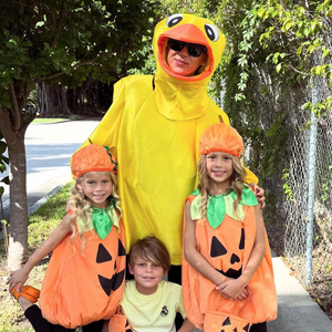 Anna Kournikova et ses trois enfants sur Instagram.

Photo : Instagram