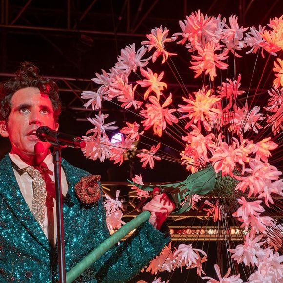 BGUK_2685581 - Marostica, ITALIE - Le chanteur Mika, nom de scène de Michael Holbrook Penniman Jr, se produit en concert au festival d'été de Marostica, en Italie. Backgrid UK/ Bestimage