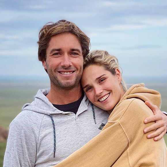 Camille Lou et son amoureux le sportif Romain Laulhe, fous amoureux sur Instagram.