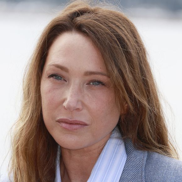 Elle a également évoqué sa difficulté à pleurer dans les moments les plus douloureux.

Laura Smet lors de la 8ème édition du festival CANNESERIES à Cannes
lundi 28 avril 2025.

© Christophe Aubert via Bestimage