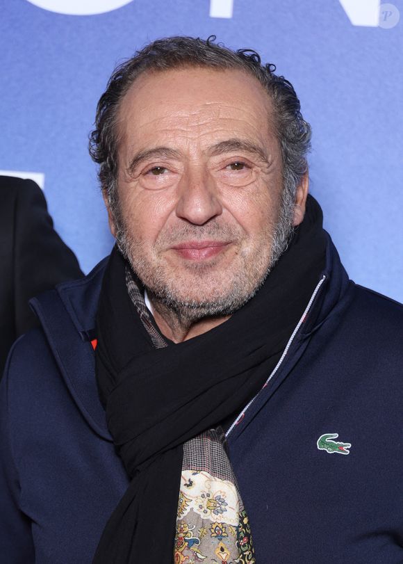 Patrick Timsit - Photocall de la cérémonie d'ouverture du festival de la fiction TV de La Rochelle avec la projection du film "Les disparues de la gare" le 16 septembre 2025.
© Denis Guignebourg / Bestimage
