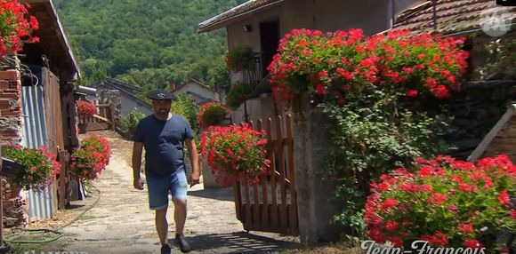 Ce dernier a par ailleurs déjà rencontré les deux enfants de l'agriculteur avec lesquels il s'entend très bien. 

Jean-François de "L'amour est dans le pré 2021" parle pour la première fois de sa rupture avec Mélanie dans "L'amour vu du pré", le 12 septembre 2022
