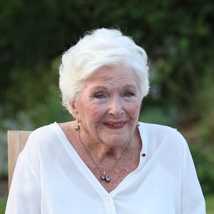 Line Renaud lors de l'inauguration du jardin des ambassadeurs Line Renaud à Paris le 2 octobre 2023.
© Coadic Guirec / Bestimage