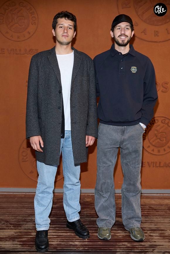 Victor Belmondo et Giacomo Belmondo au village (night session) lors des Internationaux de France de tennis de Roland Garros 2024, à Paris, France, le 1er juin 2024. © Jacovides-Moreau/Bestimage