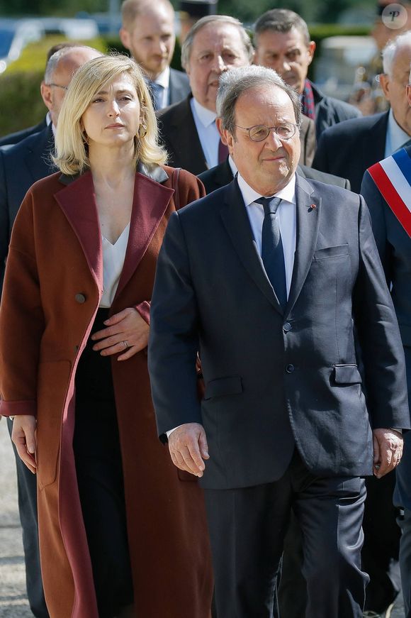 Julie Gayet et François Hollande – Le président Emmanuel Macron était à Tulle pour commémorer le massacre et la déportation de centaines d’habitants par l’armée allemande durant la Seconde Guerre mondiale. À Tulle, France. © Jean-Marc Haedrich/Pool/Bestimage