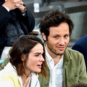 Épaulé par son épouse Catherine Robert, il a fondé une marque de vêtements, Vrai.

Catherine Robert et Vianney sont vus dans les gradins de Roland Garros le 06 juin 2025 à Paris, France. Photo ABACAPRESS.COM