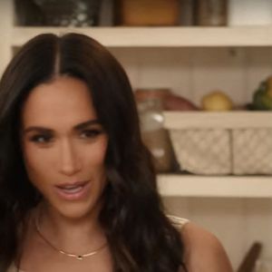 La duchesse de Sussex revient sur les écrans de télévision. Meghan s'est rapprochée de son mari, le prince Harry, alors que Netflix diffusait le premier teaser de sa nouvelle série With Love, Meghan, qu'elle a posté sur son nouveau compte Instagram. ©Backgrid USA / Bestimage