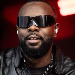 Info - Gims, Ninho, Werenoi, Damso...dans le Top 5 des artistes les plus écoutés en streaming en 2025 - Gims, Fête de l'Humanité 2025 sur la base 217 au Plessis-Paté le 14 septembre 2025.

© Julien Sarkissian / Bestimage