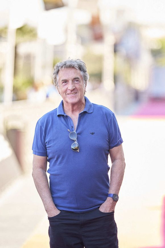 François Cluzet a assisté au tapis rouge de 'A Real Job (Un métier sérieux)' lors du 71ème Festival International du Film de San Sebastian au Théâtre Victoria Eugenia le 30 septembre 2023 à Donostia, San Sebastian, Espagne. Photo ABACAPRESS.COM