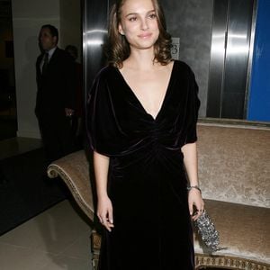Natalie Portman participe à l'after party pour la projection de The Other Boleyn Girl, organisée par Alberta Ferretti et tenue chez Christie's à New York City, NY, USA, le 26 février 2008. Photo Dave Allocca/Startraks/ABACAPRESS.COM