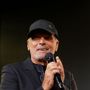 Laurent Baffie lors de la soirée annuelle de gala de l'association Hope au pavillon Gabriel à Paris le 14 octobre 2025.

© Anne-Sophie Guebey / Bestimage