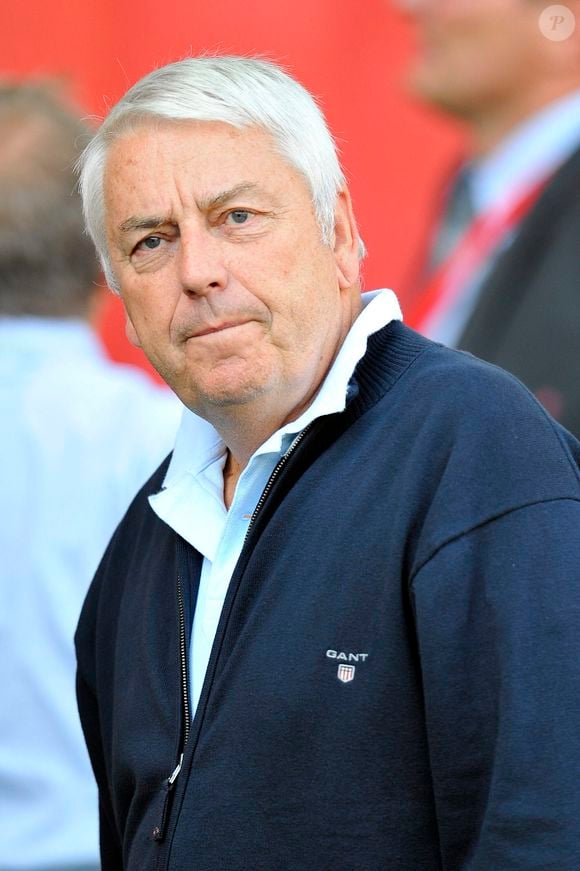 Charles Bietry assiste au match de football de la première division française, Paris Saint Germain vs Lille au Parc des Princes à Paris, France, le 30 août 2009. Le PSG a gagné 3-0. Photo par Stephane Reix/ABACAPRESS.COM