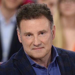 Pierre Sled - Enregistrement de l'émission "Vivement Dimanche" à Paris le 1er Avril 2015. L'émission sera diffusée le 05 Avril 2015. Invité principal Sophie Davant. COADIC GUIREC / BESTIMAGE