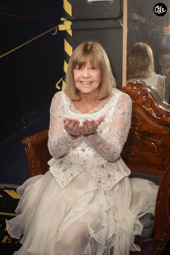 Chantal Goya, lors de la représentation pour Les Pièces Jaunes du Cirque Bouglione au Cirque d’Hiver organisée par le couturier Stéphane Rolland, Paris, France, le 10 janvier 2026. 
© Jack Tribeca / Bestimage