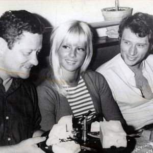 Johnny Hallyday et Sylvie Vartan à Paris le 21 février 1968  © Alamy/ABACAPRESS.COM
