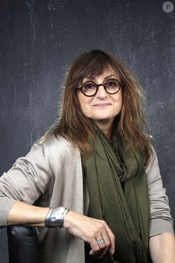 "J’ai décidé de partir vers de nouveaux horizons. Pour moi, c’est une belle page qui se tourne et dans quelques jours, je quitterai la maison de la Radio.", a annoncé ce lundi 24 février l'ex-directrice de la Star Academy, dans un communiqué.

Portrait de Nathalie André lors de L'enregistrement de l'émission Chez Jordan présentée par jordan de Luxe le 1er juin 2022.
© Cédric Perrin / Bestimage