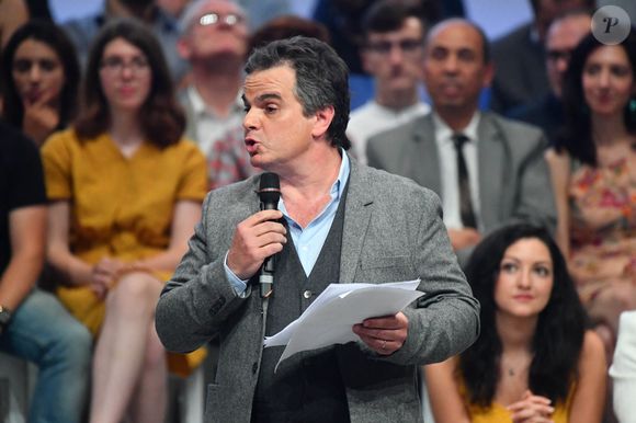 L'écrivain et activiste français Alexandre Jardin prend la parole lors du premier meeting politique du ministre français de l'Économie, de l'Industrie et du Numérique et leader du mouvement 'En Marche' Emmanuel Macron à la Maison de la Mutualité, à Paris, France, le 12 juillet 2016. Photo by Francois Pauletto/ABACAPRESS.COM