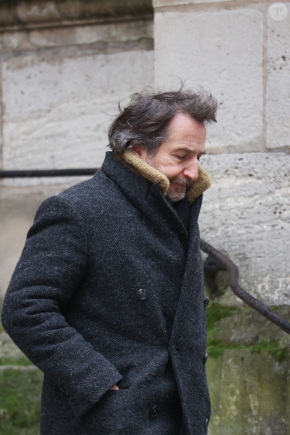 Edouard Baer - Sorties des obsèques du réalisateur Bertrand Blier en l'église Saint-Roch à Paris le 29 janvier 2025. © Dominique Jacovides/Bestimage