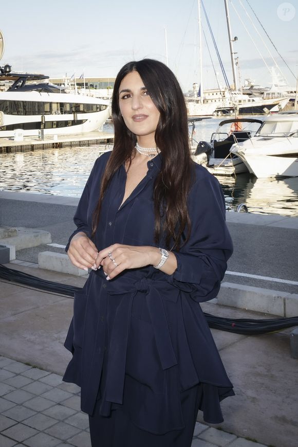Géraldine Nakache en backstage de l'émission "C à vous" lors du 78ème Festival International du Film de Cannes le 23 mai 2025. © Jack Tribeca / Bestimage