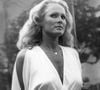 Auprès de nos confrères de "Gala", le fils de l'acteur du film Le Professionnel avait révélé une liaison qu'avait entretenu son père avec une grande actrice internationale ayant joué le rôle d'une James Bond Girl : Ursula Andress. 

Archives : Ursula Andres 1976 (Credit Image: © Keystone Press Agency/ZUMA Press Wire)