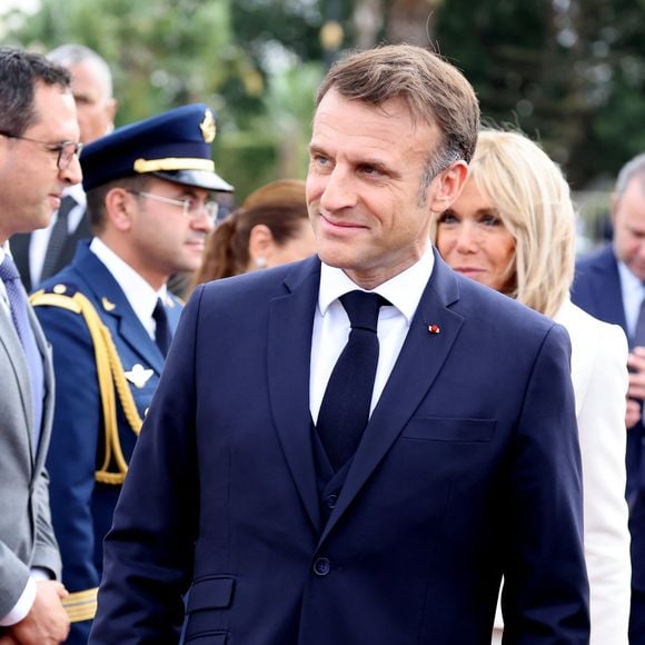 Cérémonie de départ du Président de la République française Emmanuel Macron et sa femme la Première Dame Brigitte Macron en présence de Aziz Akhannouch, chef du gouvernement du Maroc à l'aéroport de Salé au nord de Rabat le 30 octobre 2024. © Dominique Jacovides/Bestimage