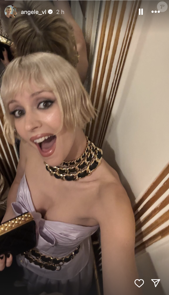 Capture de la story Instagram d'Angèle, le soir du Met Gala 2025.