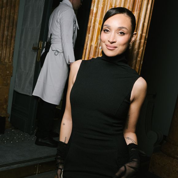 Camélia Jordana au dîner des enfants du Rwanda au Pavillon Ledoyen à Paris le 26 mars 2026 © Sam Delpech / Bestimage