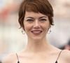 Le jeune homme avait appelé l'actrice "Emily" et s'était fait corriger par un membre de l'équipe.
Emma Stone au photocall de Eddington lors du 78ème Festival International du Film de Cannes, au Palais des Festivals à Cannes, France, le 17 mai 2025. © Jacovides-Moreau/Bestimage