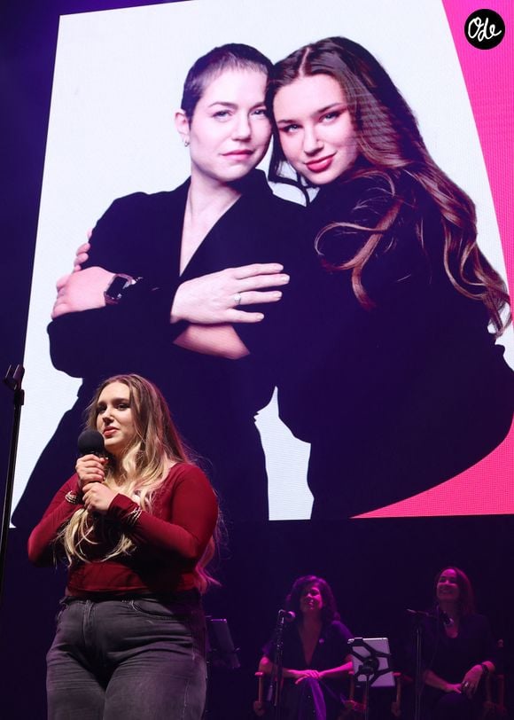 L'initiative accompagne les patients vers le sport, l'emploi et la reconstruction.

Exclusif -  Milla Savarese ( la fille de Emilie Dequenne) performe en live en hommage a sa Mere disparue - 4ème édition du gala "Tous les talents chantent contre le cancer"à l'Olympia à Paris le 20 Juin 2025. © Denis Guignebourg/Bestimage