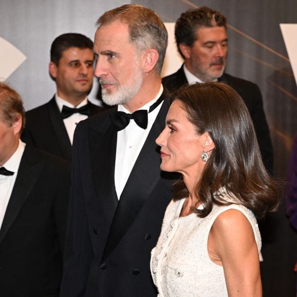 Le roi Felipe VI d'Espagne et la reine Letizia ors du dîner des prix "Luca de Tena", "Mariano de Cavia" et "Mingote" dans les locaux du journal ABC à Madrid, le 18 juillet 2024.

Photo : Europa Press / Bestimage