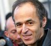 Le chanteur est souvent l'objet d'hommages de ses pairs. 

Le chanteur français Jean-Jacques Goldman participe à une marche silencieuse de plus de 1 000 personnes organisée par l'association "Ni Putes ni Soumises" à Marseille, dans le sud de la France, le 27 novembre 2004. Photo par Gerald Holubowicz/ABACA.