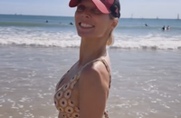 Sylvie Tellier en vacances aux Sables-d'Olonne.
