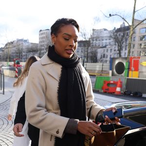 Depuis qu'elle a été élue Miss France 2025, tout est loin d'être un long fleuve tranquille pour Angélique Angarni-Filopon. 

Exclusif - Miss France 2025 Angélique Angarni-Filopon - Les célébrités quittent les studios de RTL à Neuilly sur Seine.