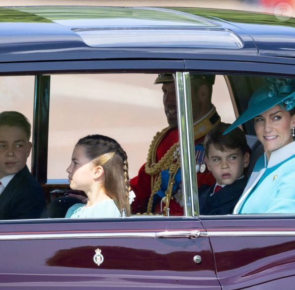 Le prince William (Le prince William, prince de Galles), la princesse Catherine (Catherine « Kate » Middleton, princesse de Galles), le prince George (Le prince George de Galles), la princesse Charlotte (La princesse Charlotte de Galles), le prince Louis (Le prince Louis de Galles), le défilé officiel d'anniversaire du roi Charles, The King's Birthday Parade 2025 (Trooping the Colour) à Londres, Royaume-Uni, le 14 juin 2025. © Dana Press / Bestimage
