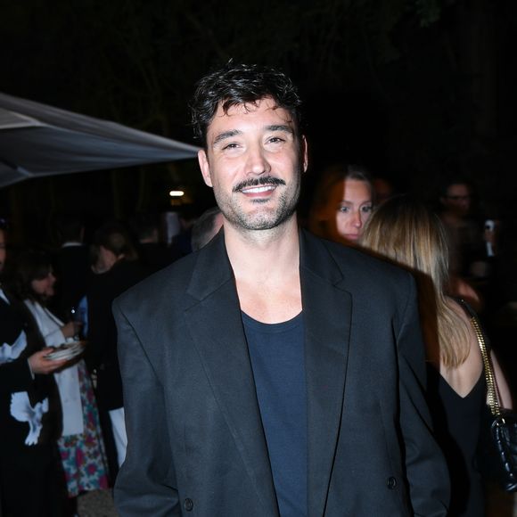 Jérémy Frérot - A l'occasion de la fête des Mères, Adriana Karembeu et Lenôtre s'associent pour créer l'entremets "Nina" au Pré Catelan à Paris le 29 avril 2025. © Rachid Bellak/Bestimage