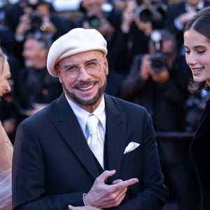 John Travolta - Montée des marches du film " Karma " lors du 79ème Festival International du Film de Cannes, Fran ce, le 15 mai 2026. © Marco Barada/SOPA Images via ZUMA Press Wire/Bestimage