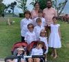 Dans une vidéo, elle confie que ses enfants sont très marqués par la maladie et qu’un retour rapide à l’école n’est pas envisageable pour tous. 

La famille Saffré de "Familles nombreuses"