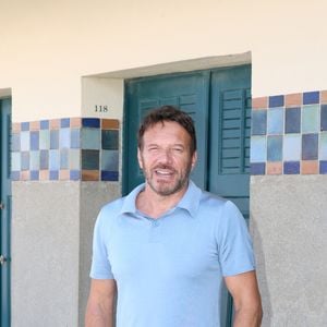 Avec lucidité et recul, il souligne que cette quête de reconnaissance et d’équilibre fait partie de son chemin de vie.

Samuel Le Bihan lors de la 49ème édition du festival du cinéma américain de Deauville, le 9 septembre 2023. 

Photo : Denis Guignebourg / Bestimage