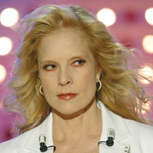 Sylvie Vartan lors de l'émission Vivement Dimanche 
JLPPA / Bestimage
