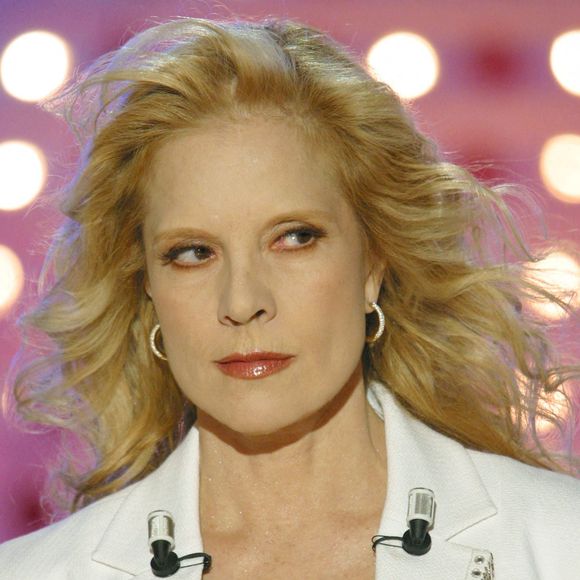 Sylvie Vartan lors de l'émission Vivement Dimanche 
JLPPA / Bestimage