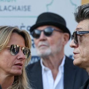 Sarah Lavoine (Poniatowski) et Marc Lavoine - Obsèques de la chanteuse Régine au Crematorium du cimetière du Père-Lachaise à Paris. Le 9 mai 2022
© Jacovides-Moreau / Bestimage