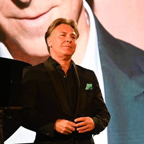 Roberto Alagna reconnaissait lui-même le standing des lieux : "Tout le monde ne peut pas se permettre des appartements comme ça."

Concert de Roberto Alagna - Dîner Pasteur-Weizmann au profit des recherches scientifiques sous l'égide de Simone Veil au Pavillon Gabriel - Potel et Chabot à Paris le 1er Juin 2022. © Bertrand Rindoff / Guirec Coadic / Bestimage