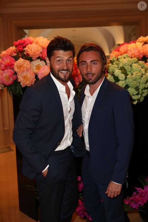 Exclusif - Christophe Beaugrand et son mari Ghislain Gerin au cocktail de la 10ème édition du "Global Gift Gala" à l'hôtel Four Seasons George V à Paris, le 3 juin 2019.
© Cyril Moreau/Global Gift Foundation/Bestimage