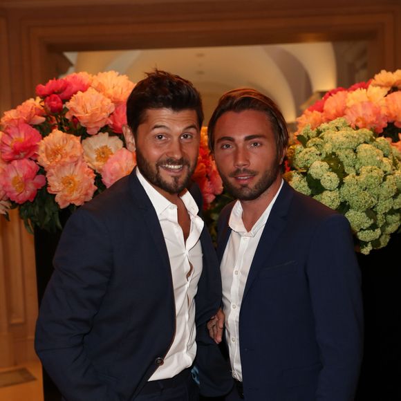 Exclusif - Christophe Beaugrand et son mari Ghislain Gerin au cocktail de la 10ème édition du "Global Gift Gala" à l'hôtel Four Seasons George V à Paris, le 3 juin 2019.
© Cyril Moreau/Global Gift Foundation/Bestimage