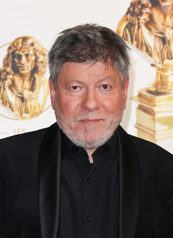 Régis Laspalès semble vouloir passer à autre chose aujourd'hui : "On l’a beaucoup fait notre duo" a-t-il déclaré sur Canal +

Régis Laspalès - 35ème cérémonie des Molières aux Folies Bergère à Paris le 6 mai 2024. © Coadic Guirec / Bestimage